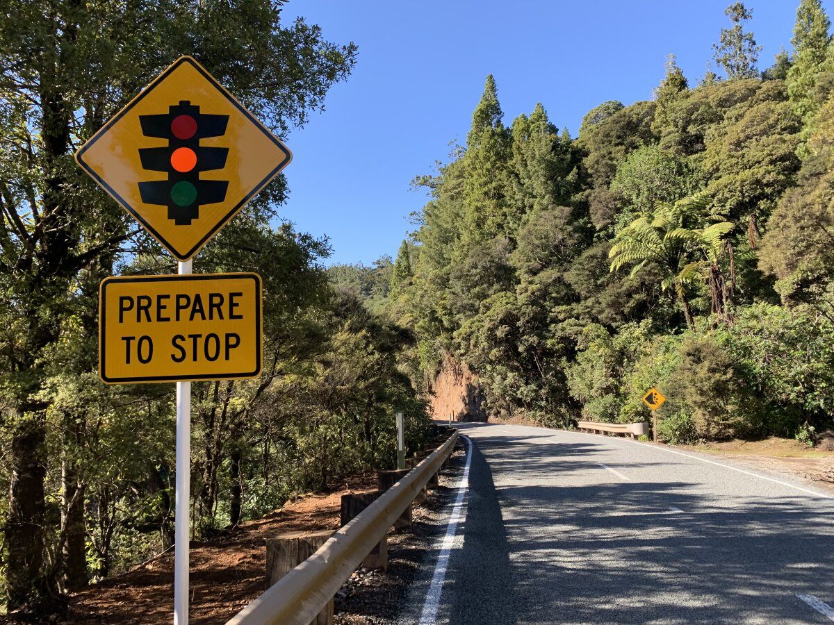 Road to Waipoua opens